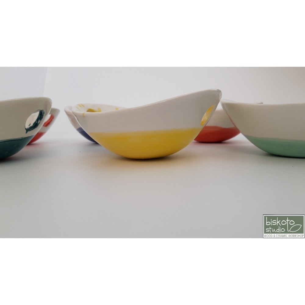 Χρωματιστά μπώλ Χειροποίητα χρηστικά αντικείμενα