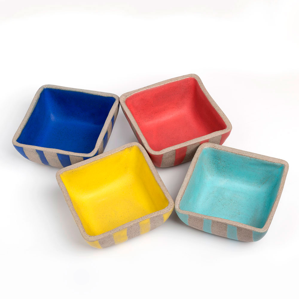 Χρωματιστά μπώλ Χειροποίητα χρηστικά αντικείμενα