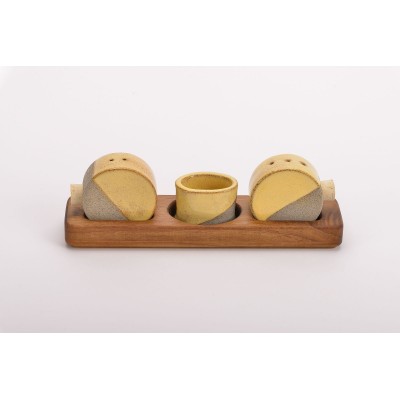 Σετ αλατιέρες με ξύλινη βάση ίσια (καρυδιά)