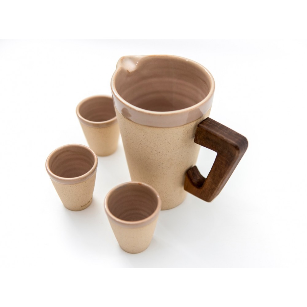 Σετ κεραμική κανάτα "κώνος" με χερούλι καρυδιά και 4 ποτήρια  Χειροποίητα χρηστικά αντικείμενα